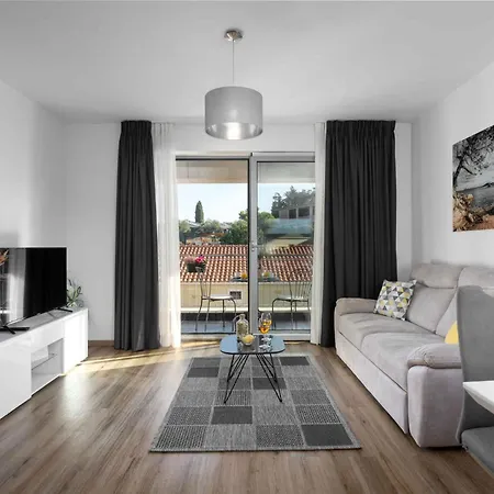 In - Istrien 47120 Apartment